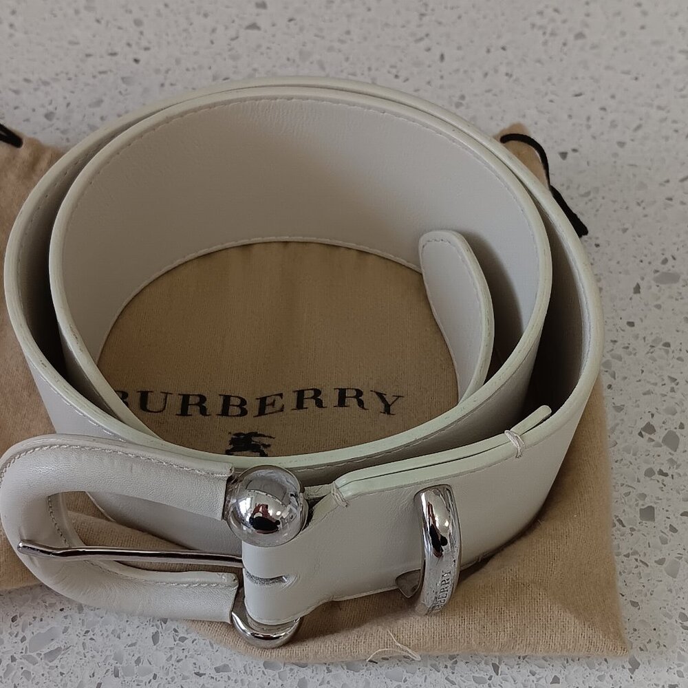 Womens Burberry belt